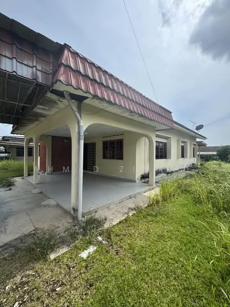Rumah Banglo untuk Dijual di Batu Pahat (Johor) - Ahmad Zikrul - PropertyGuru.com.my