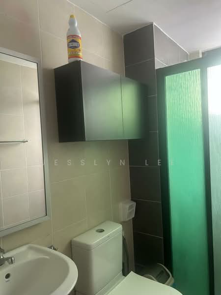 Servis Apartment untuk Disewa di Tiara Imperio Residence - Jesslyn Lee - Bathroom - PropertyGuru.com.my