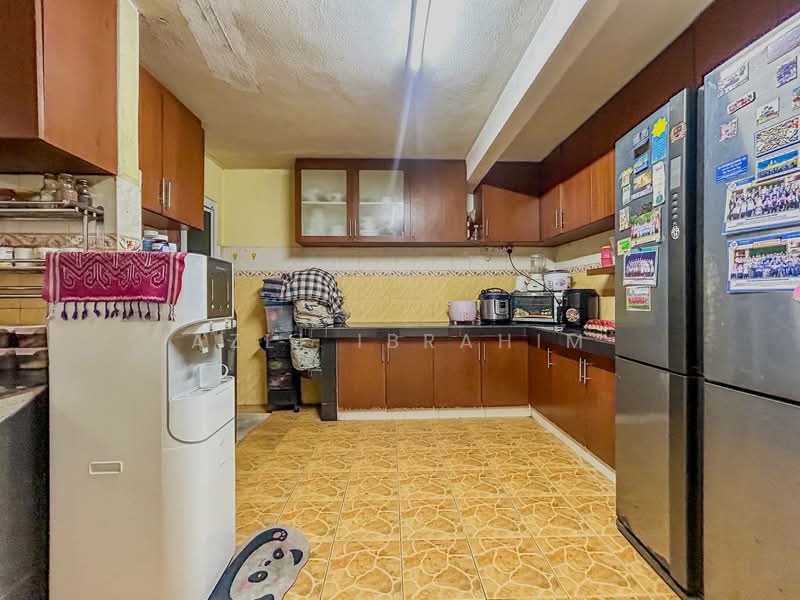 Rumah Teres 2 Tingkat untuk Dijual di Taman Medan (Petaling Jaya) - Azli Ibrahim - Kitchen - PropertyGuru.com.my