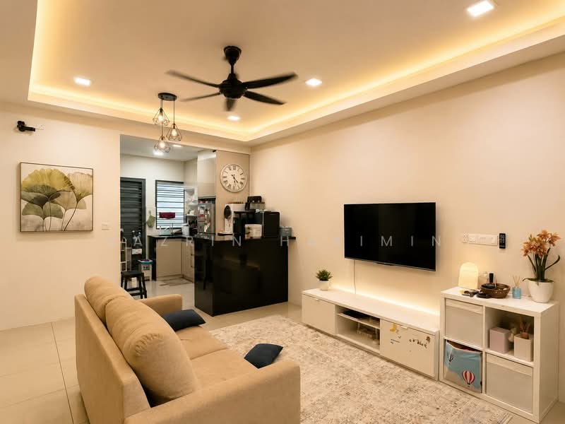 Rumah Teres untuk Dijual di Kuala Selangor (Selangor) - Nazrin Hakimin - Living Room - PropertyGuru.com.my