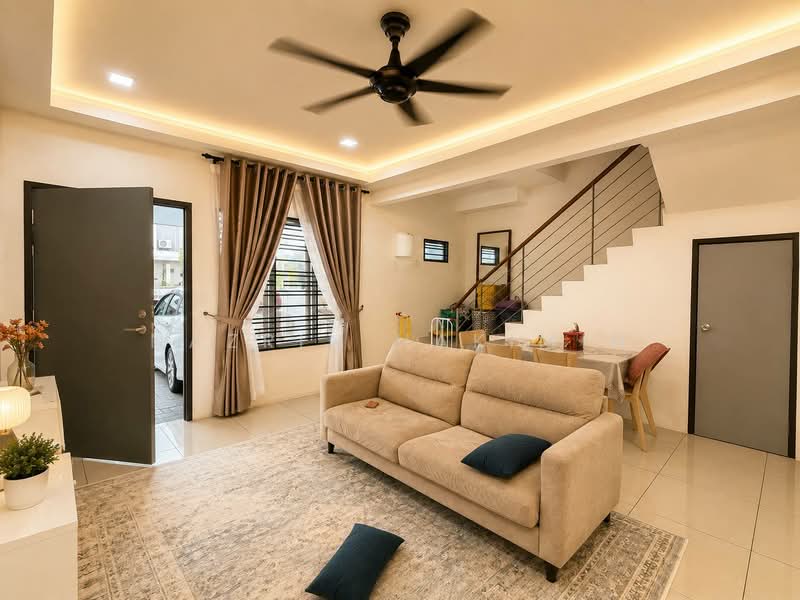 Rumah Teres untuk Dijual di Kuala Selangor (Selangor) - Nazrin Hakimin - Living Room - PropertyGuru.com.my
