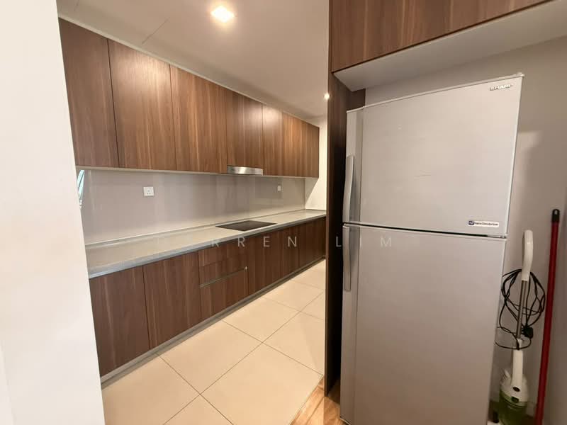 Kondominium untuk Disewa di Lakefront Residence - Darren Lim - Kitchen - PropertyGuru.com.my