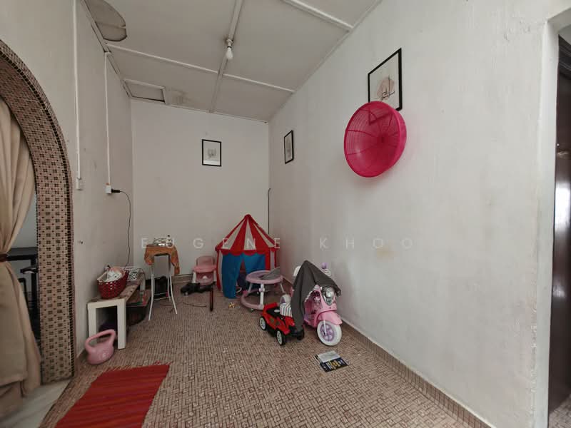 Rumah Teres 1-Tingkat untuk Dijual di Taman Damai (Kulai) - Eugene Khoo - PropertyGuru.com.my