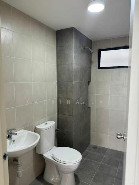 Kondominium untuk Disewa di Zahra Residensi - Katrina Lai - Bathroom - PropertyGuru.com.my