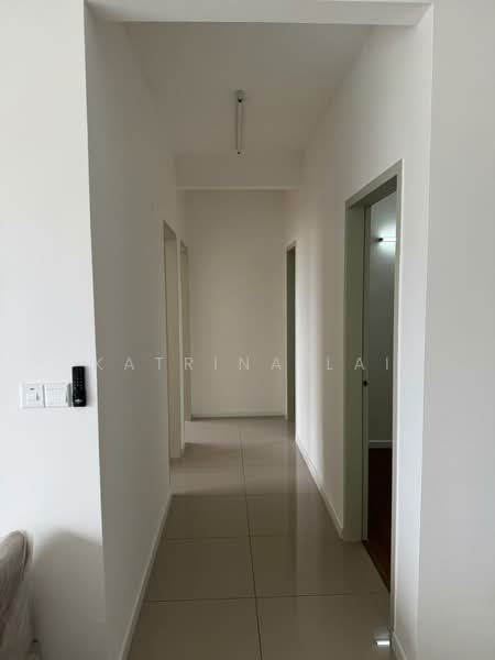 Kondominium untuk Disewa di Zahra Residensi - Katrina Lai - Corridor - PropertyGuru.com.my