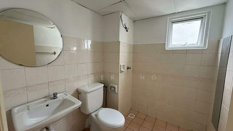Condominium for Sale at Pantai Hillpark 2 - Albert Ho - Bathroom - PropertyGuru.com.my