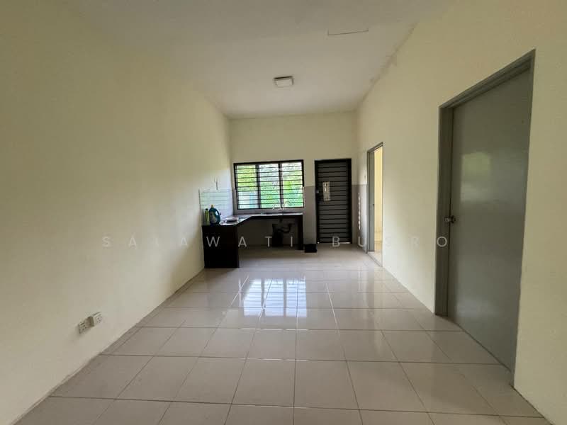 Semi-Detached House for Rent in Shah Alam (Selangor) - Salawati Busro - Kitchen - PropertyGuru.com.my