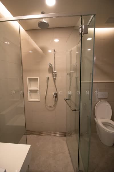 Servis Apartment untuk Disewa di Tribeca - Pearl Chong - Bathroom - PropertyGuru.com.my