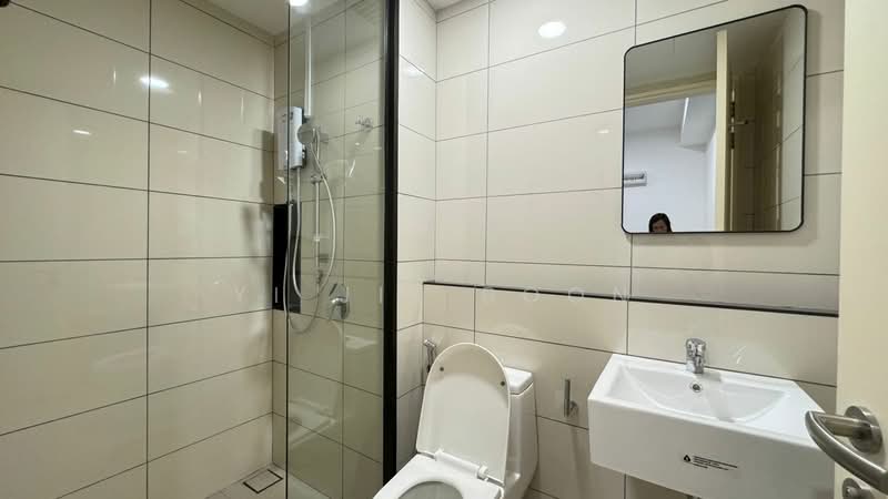 Service Residence for Sale at Duta Park Residences - Yi Jie Boon - Bathroom - PropertyGuru.com.my