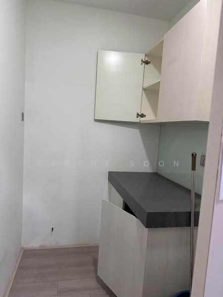 Kedai / Pejabat untuk Dijual di Aman Suria Damansara (Petaling Jaya) - Serene Soon - Small pantry - PropertyGuru.com.my