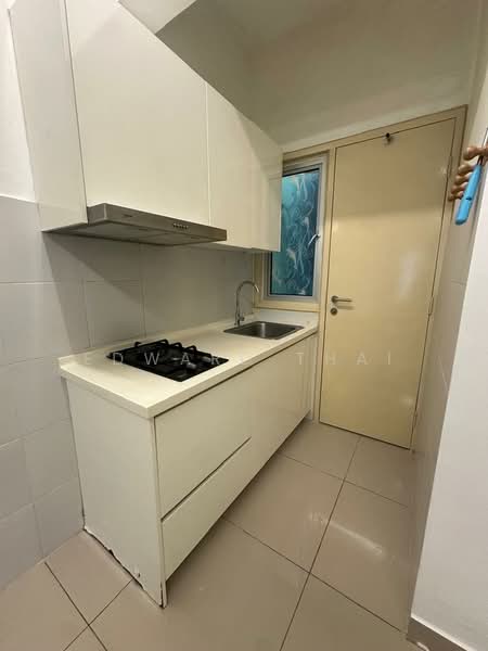Service Residence for Sale at Galleria Equine Park - Edward Thai - Kitchen - PropertyGuru.com.my