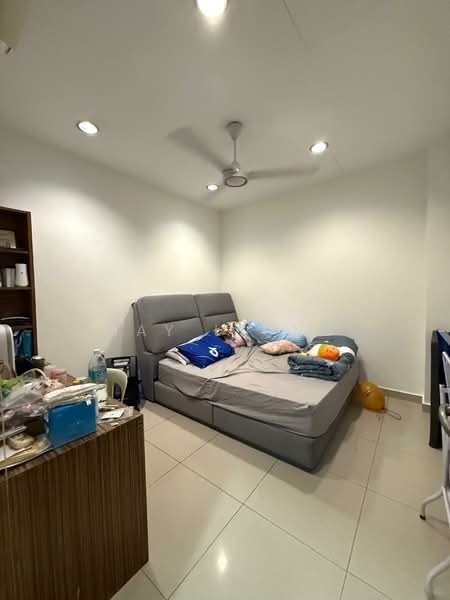 Rumah Teres 1.5 Tingkat untuk Dijual di Happy Garden (Kuchai Lama) - May Liong - Bedroom - PropertyGuru.com.my