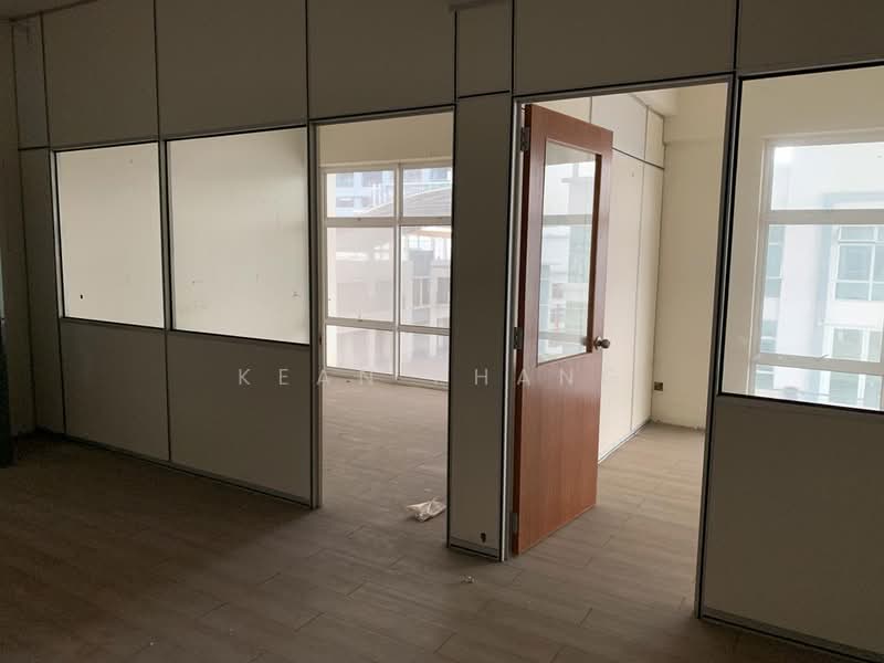 Pejabat untuk Disewa di Bandar Putra Permai (Seri Kembangan) - Kean Phang - Interior - PropertyGuru.com.my