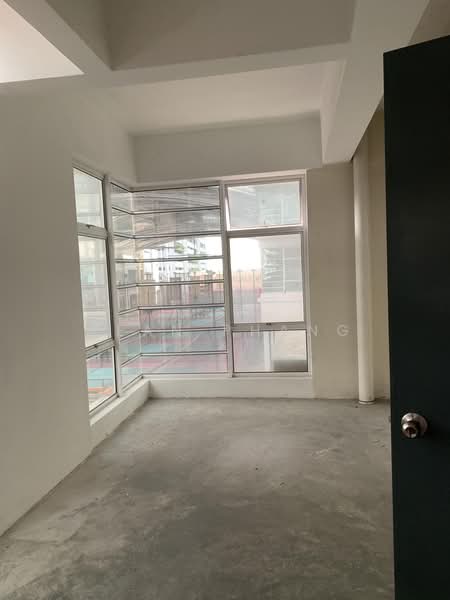 Pejabat untuk Disewa di Bandar Putra Permai (Seri Kembangan) - Kean Phang - Interior - PropertyGuru.com.my
