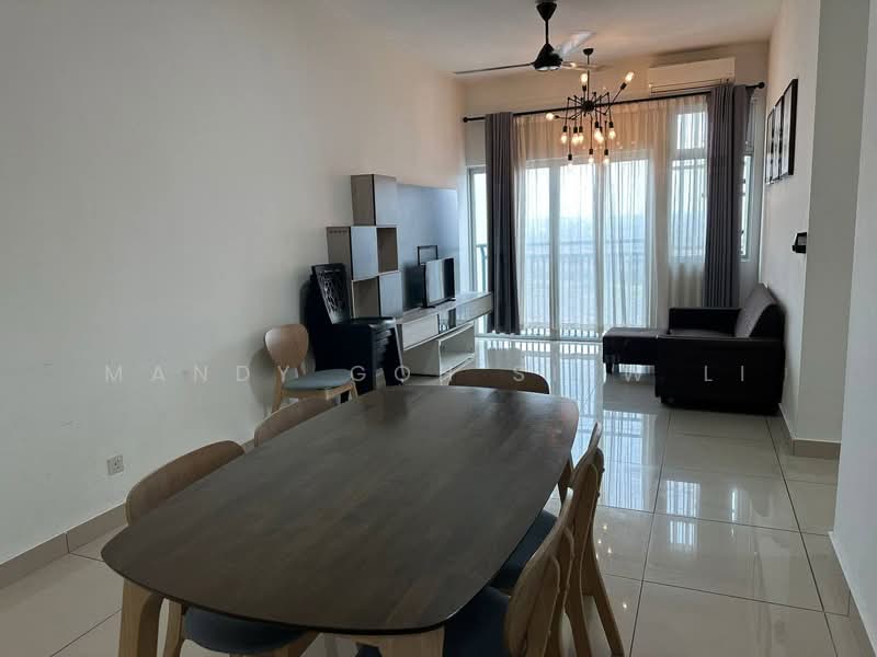 Servis Apartment untuk Disewa di Meridin Bayvue Serviced Apartment - Mandy Goh Siew Li - Living Room - PropertyGuru.com.my