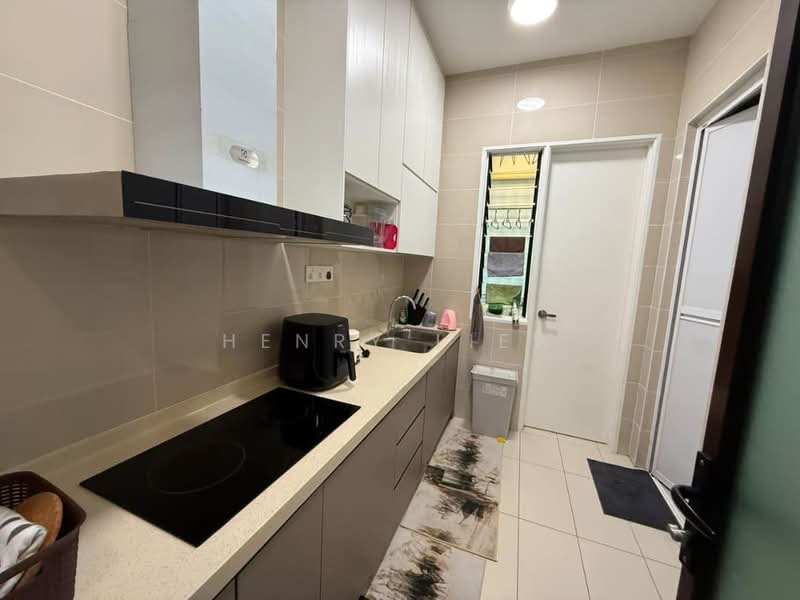 Condominium for Sale at Isle of Kamares - Henry Liew - Kitchen - PropertyGuru.com.my