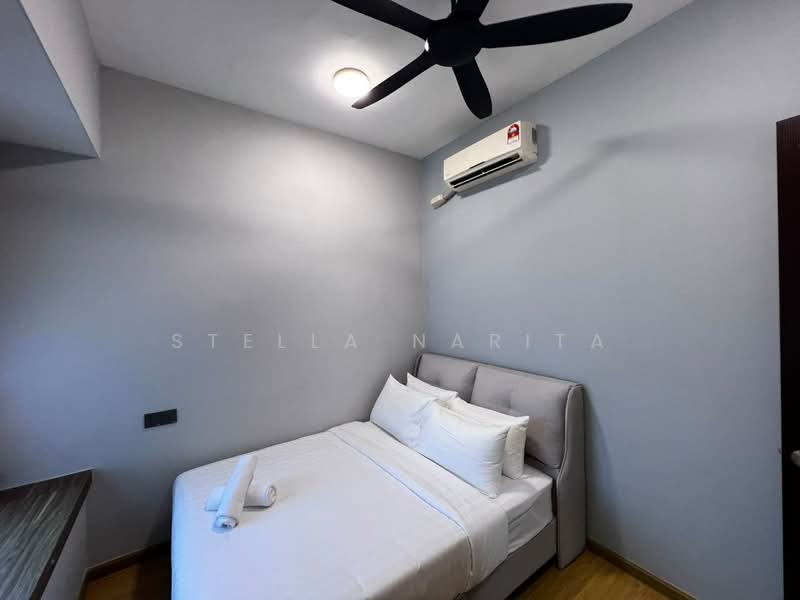 Kondominium untuk Disewa di Bay Laurel @ Country Garden Danga Bay - Stella Narita - Bedroom - PropertyGuru.com.my
