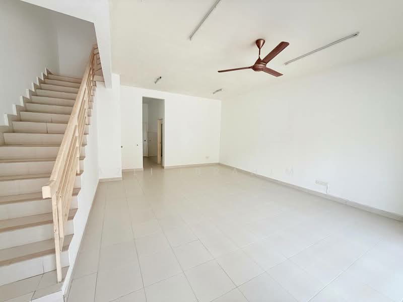 Terraced House for Sale in Taman Dato Demang (Seri Kembangan) - Azli Ibrahim - Interior - PropertyGuru.com.my