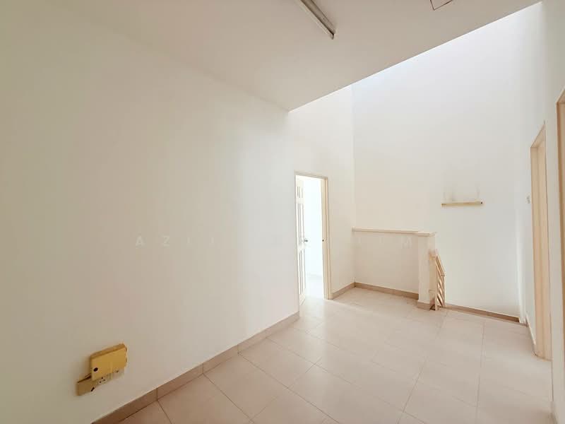 Terraced House for Sale in Taman Dato Demang (Seri Kembangan) - Azli Ibrahim - Interior - PropertyGuru.com.my