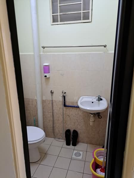 Apartment for Rent at Relau Vista Apartment - Abby Woo - Bathroom - PropertyGuru.com.my
