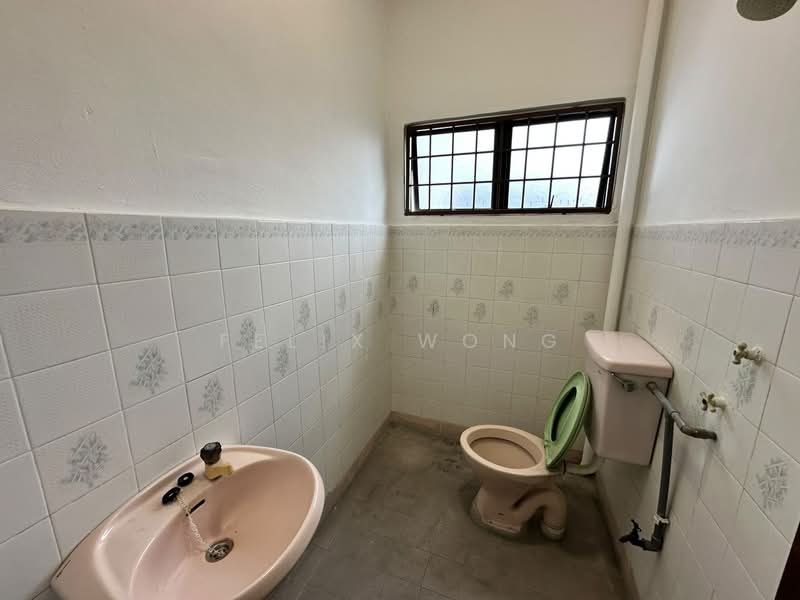 Terraced House for Sale in Taman Bayu Perdana (Klang) - Felix Wong - Bathroom - PropertyGuru.com.my