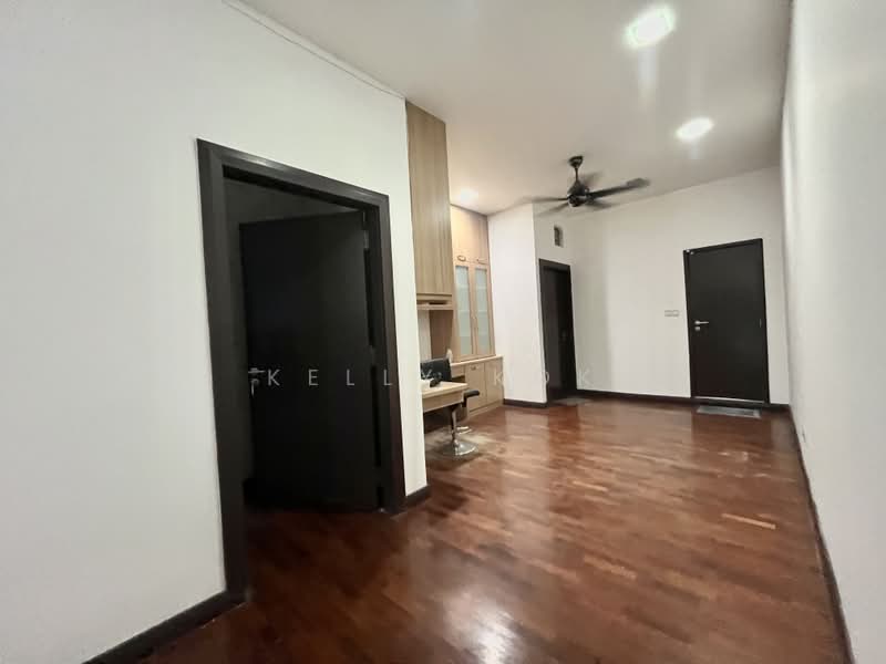 Semi-Detached House for Sale in Usj 17 (Subang Jaya) - Kelly Kok - PropertyGuru.com.my