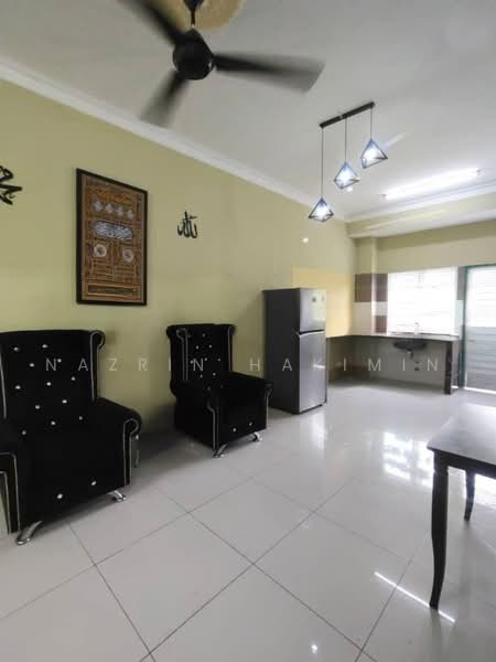 Townhouse for Sale in Kuala Selangor (Selangor) - Nazrin Hakimin - Living Room - PropertyGuru.com.my