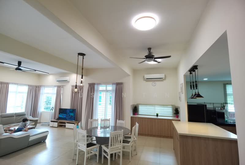 Rumah Berkembar untuk Dijual di Sepang (Selangor) - JUSTIN TAN - Living Room - PropertyGuru.com.my