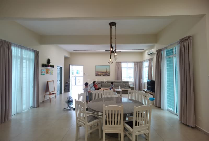 Rumah Berkembar untuk Dijual di Sepang (Selangor) - JUSTIN TAN - Living Room - PropertyGuru.com.my
