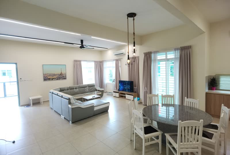 Rumah Berkembar untuk Dijual di Sepang (Selangor) - JUSTIN TAN - Living Room - PropertyGuru.com.my