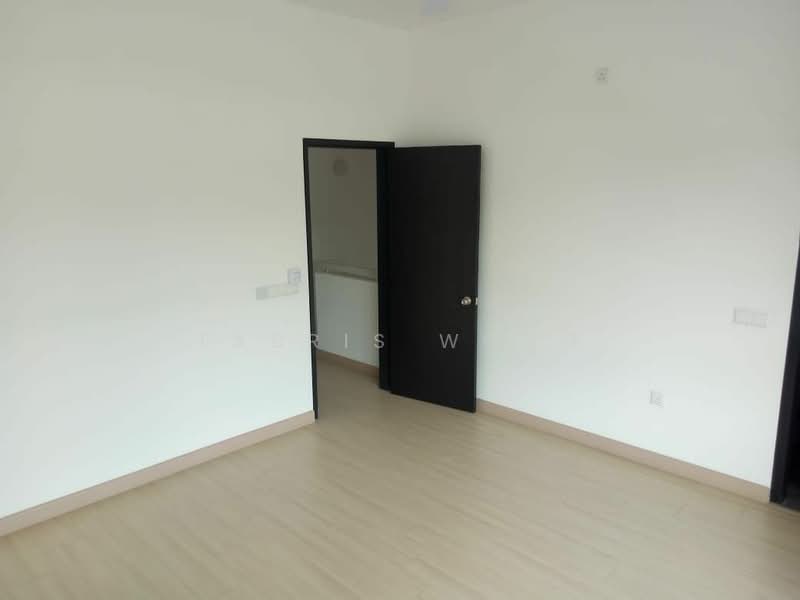 2-storey Terraced House for Sale in Bandar Bukit Raja (Klang) - Tabris Wong - Interior - PropertyGuru.com.my