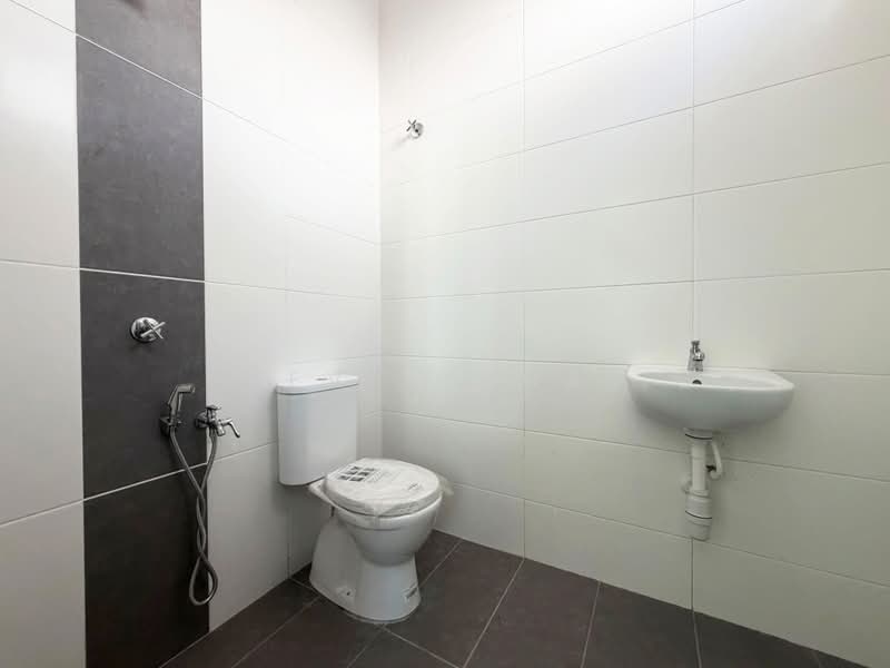 2-storey Terraced House for Sale in Kampar (Perak) - Kevin Chai - Bathroom - PropertyGuru.com.my