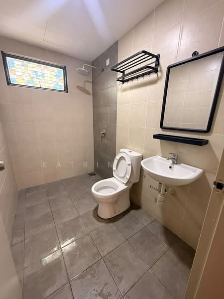 Kondominium untuk Disewa di Zahra Residensi - Katrina Lai - Bathroom - PropertyGuru.com.my