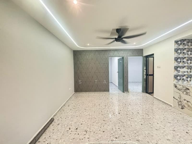 Rumah Flat untuk Dijual di Flat Bandar Selesa Jaya @ Jalan Silat Gayong - KS Tan - PropertyGuru.com.my