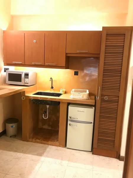 Condominium for Rent at 10 Semantan Suites - Oscar Phang - Kitchen - PropertyGuru.com.my