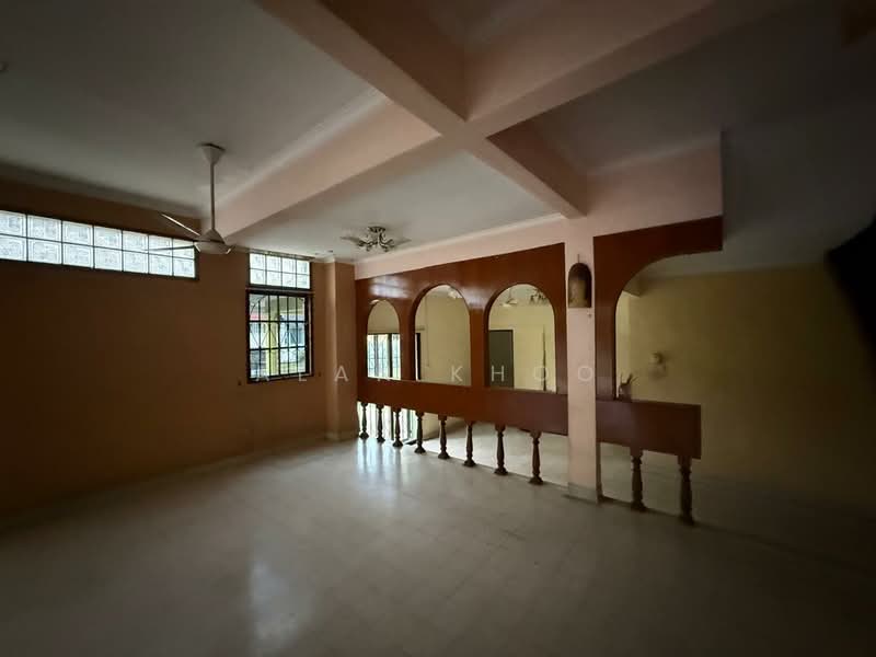 2-storey Terraced House for Sale in Taman Desa (Kuala Lumpur) - Alan Khoo - Living Room - PropertyGuru.com.my