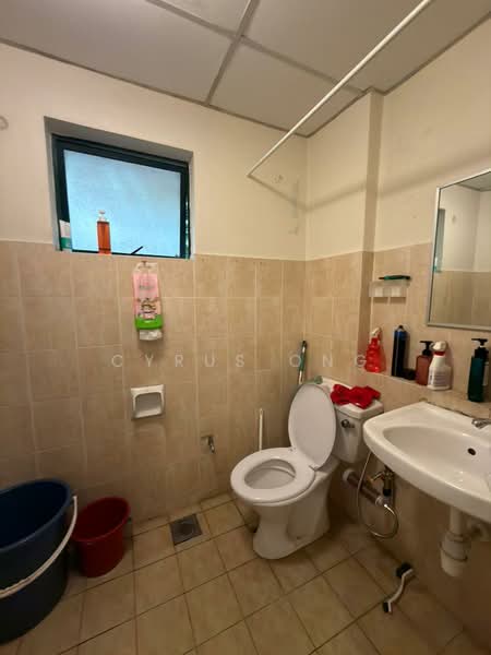 Condominium for Sale at Changkat View - Cyrus Ong - Bathroom - PropertyGuru.com.my