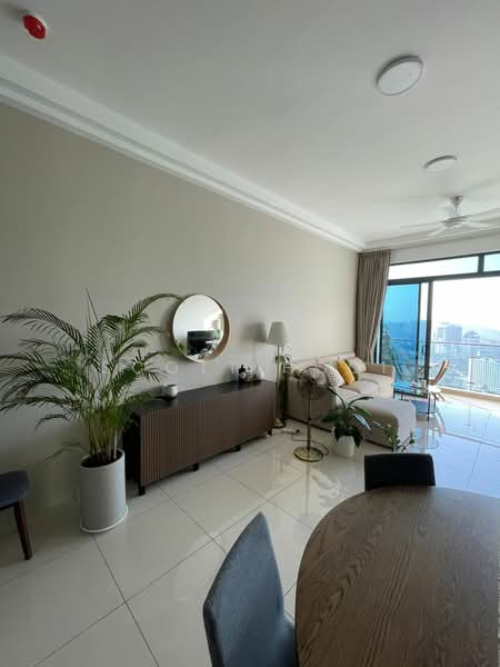 Servis Apartment untuk Dijual di PJ Midtown - Scott Hooi - Living Room - PropertyGuru.com.my