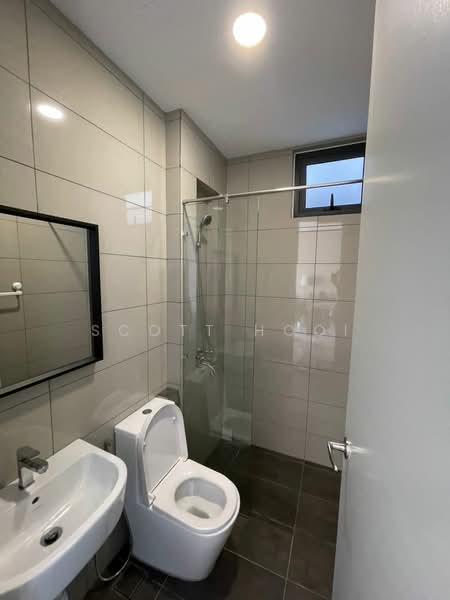 Servis Apartment untuk Dijual di PJ Midtown - Scott Hooi - Bathroom - PropertyGuru.com.my