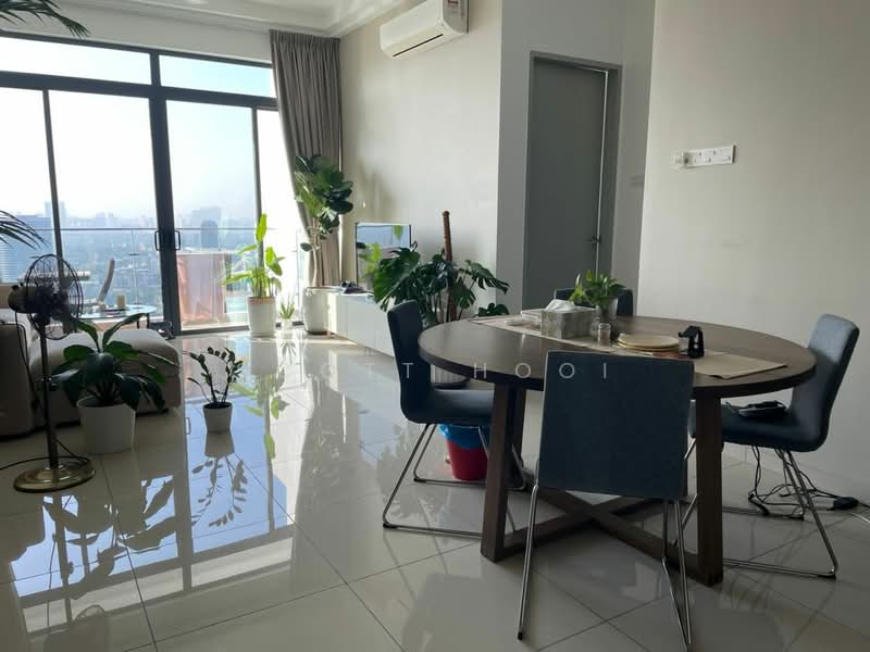 Servis Apartment untuk Dijual di PJ Midtown - Scott Hooi - Living Room - PropertyGuru.com.my