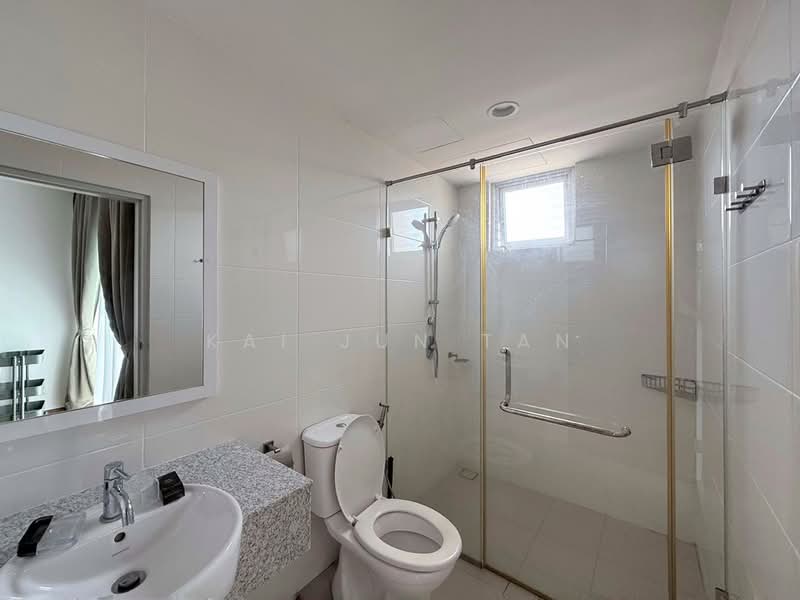 Kondominium untuk Disewa di Platino Condominium - Kai Jun Tan - Bathroom - PropertyGuru.com.my