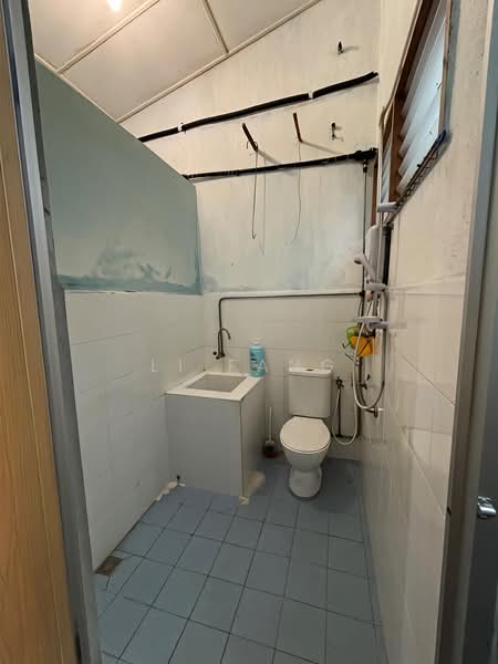 Rumah Teres 1 Tingkat untuk Dijual di Bayan Lepas (Penang) - Li Fang - Bathroom - PropertyGuru.com.my