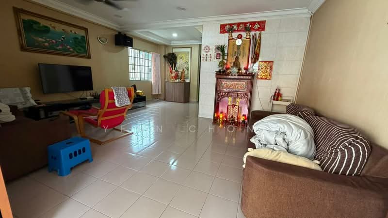 Rumah Teres 2 Tingkat untuk Dijual di Taman Universiti Indah (Seri Kembangan) - Yenn Chong - Living Room - PropertyGuru.com.my