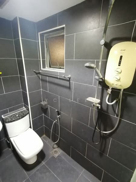 Rumah Teres 2 Tingkat untuk Dijual di TAMAN PUCHONG UTAMA (Puchong) - YC Lee - Bathroom - PropertyGuru.com.my