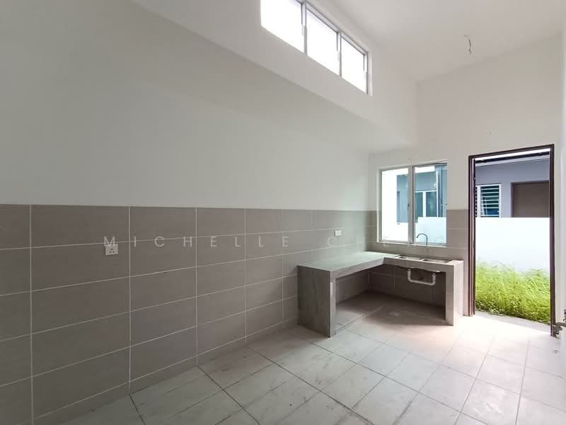Rumah Kluster untuk Dijual di Taman Klebang Delima (Ipoh) - Michelle Cheng - Kitchen - PropertyGuru.com.my