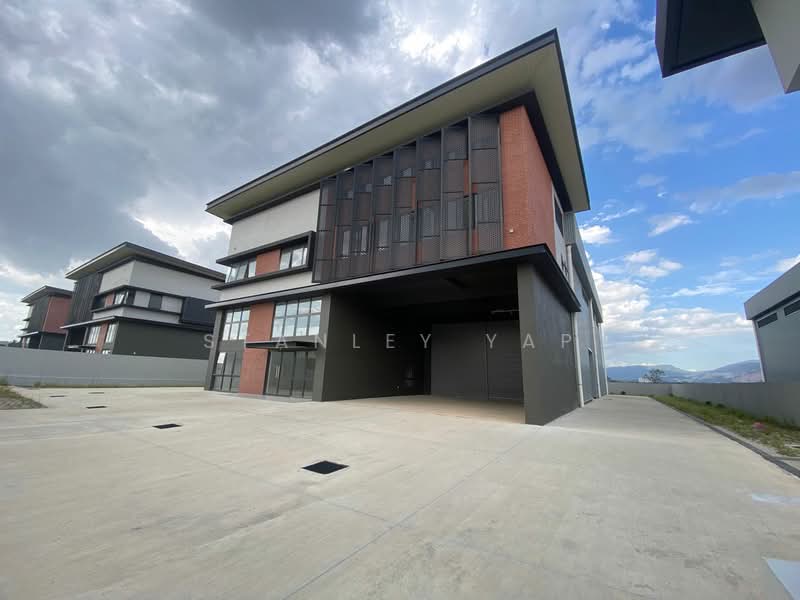 Factory for Rent in Sungai Buloh (Selangor) - Stanley Yap - Exterior - PropertyGuru.com.my