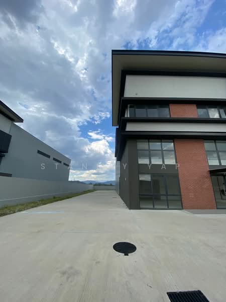 Factory for Rent in Sungai Buloh (Selangor) - Stanley Yap - Exterior - PropertyGuru.com.my
