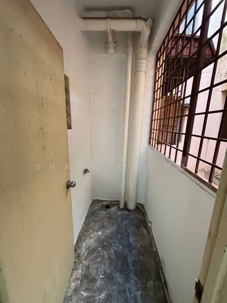 Pangsapuri untuk Disewa di Pangsapuri Damai Mewah A - Shaun Chong - Bathroom - PropertyGuru.com.my