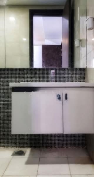 Servis Apartment untuk Dijual di The Elements - Kweenie Chong - Bathroom - PropertyGuru.com.my