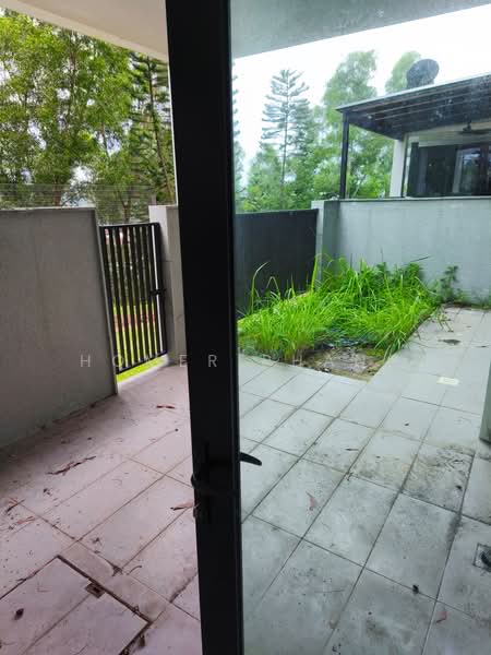 Rumah Teres untuk Dijual di Duta Villa (Setia Alam) - Homer Phang - Exterior - PropertyGuru.com.my
